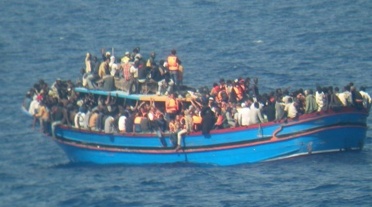 boat_refugee