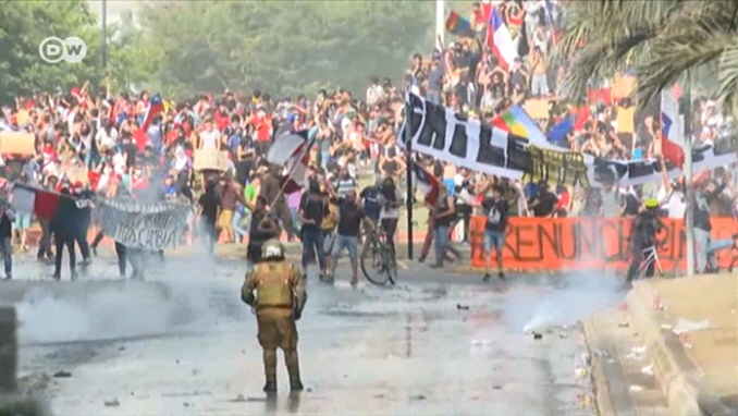 Protests in Chile continue despite reforms