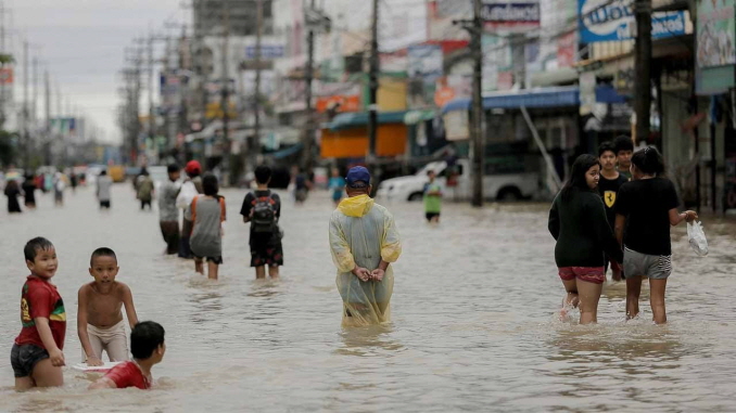 (678)Thailand flood201208