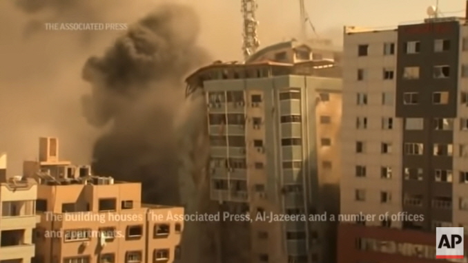 Israeli airstrike in Gaza destroys media building 20210517