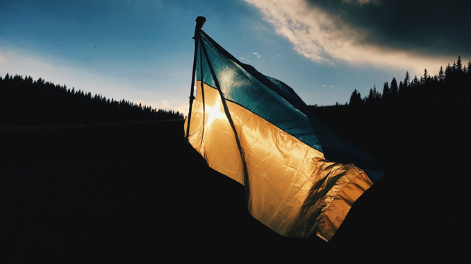 re_ukraine flag