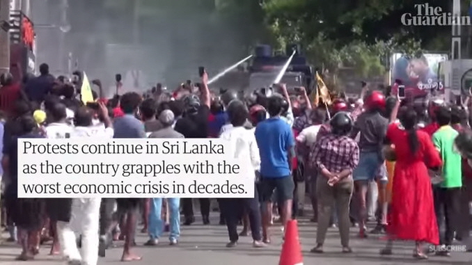 Sri Lanka police use teargas at protests over economic crisis 20220410