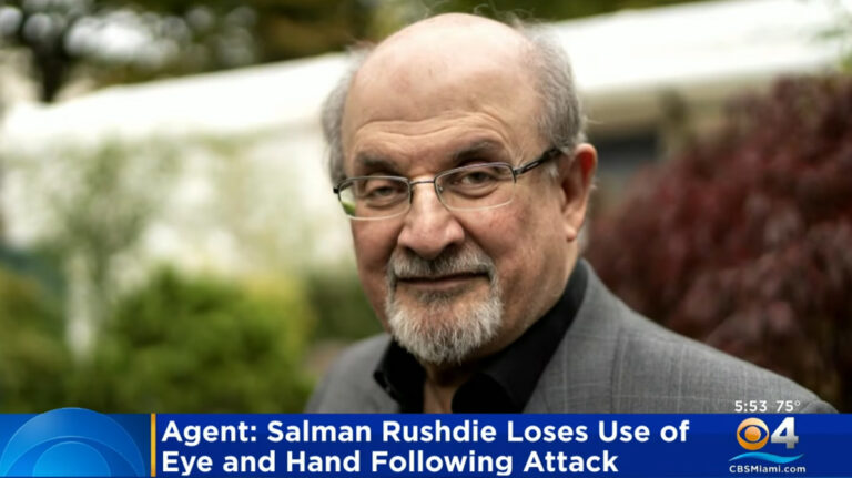 Salman Rushdie-221028