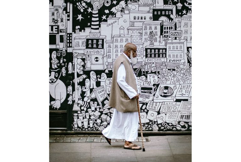 20230105 London Muslim-min