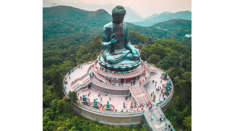 Tian Tan Buddha-Hong Kong-unsplash-230213