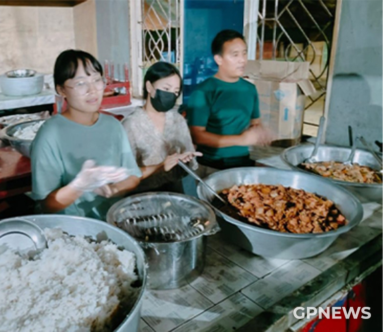 india Manipur meal 231013 6